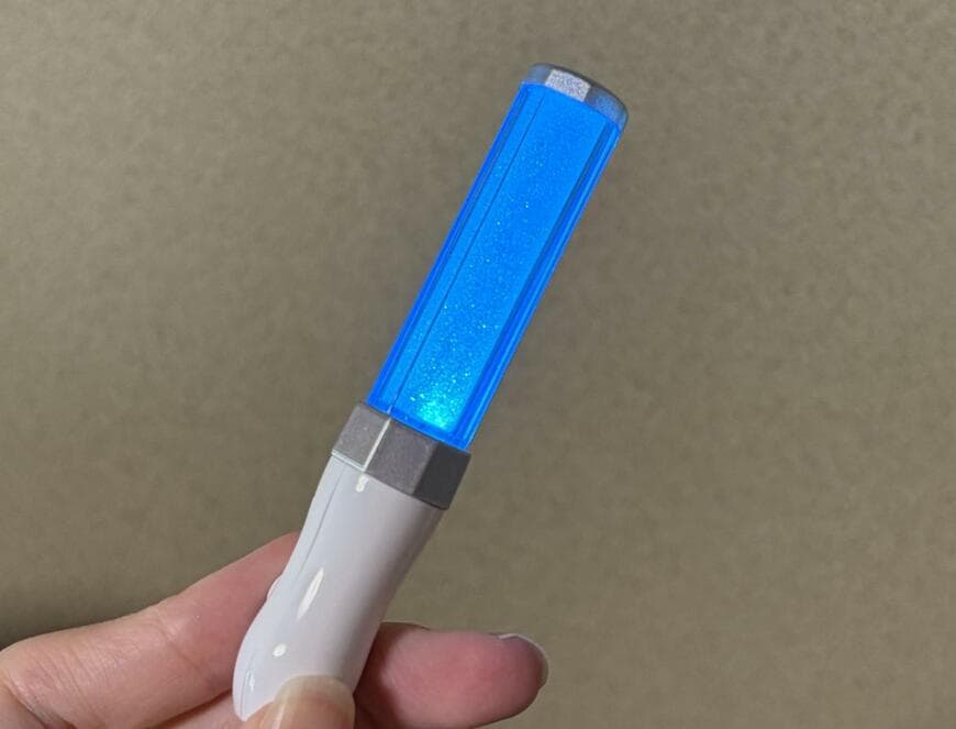 セリア、LED ミニミニペンライト ブルーの画像