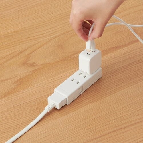 急速充電器 USB-C/USB-A