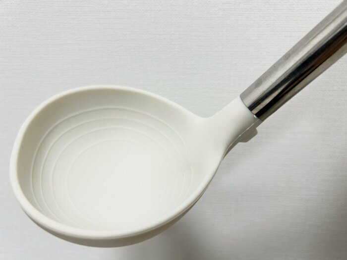 内側には目盛の線が表記されています！