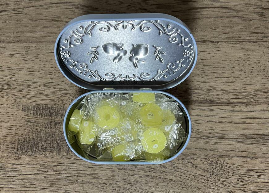 筆者撮影（セリア、デザイン缶 ウサギ柄）