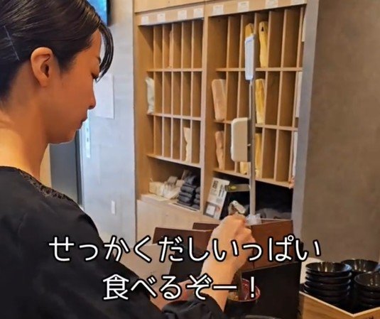ホテルの朝食ビュッフェでいろいろ食べていたら…「その後の予想外の展開」に共感するコメントが続出