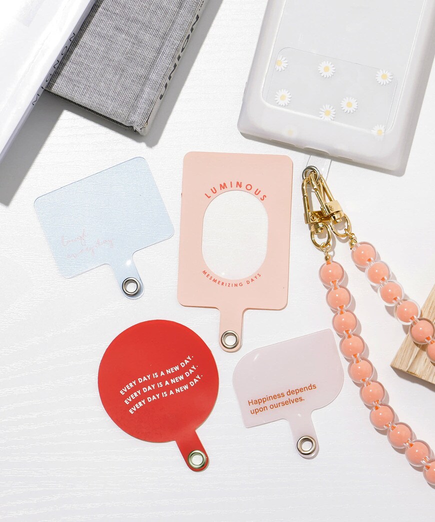 出所：パルグループ公式ファッション通販サイト 3COINS ストラップホルダー5枚セット