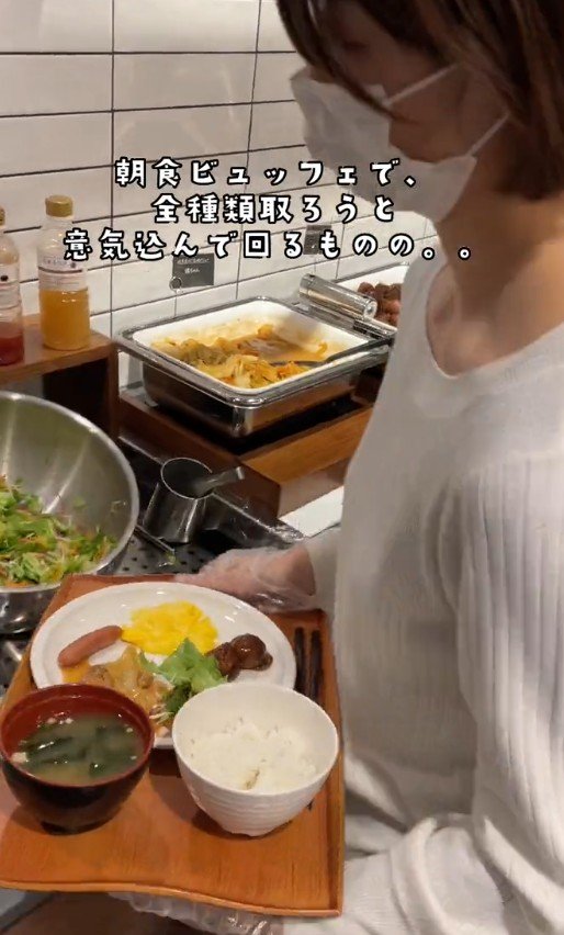 朝食ビュッフェ