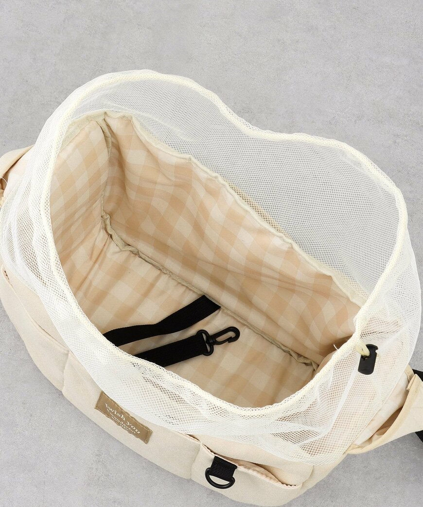 出所：3COINS公式　肩がけキャリーバッグ