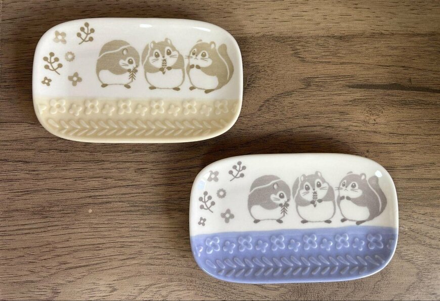 色違いのエゾモモンガの小皿