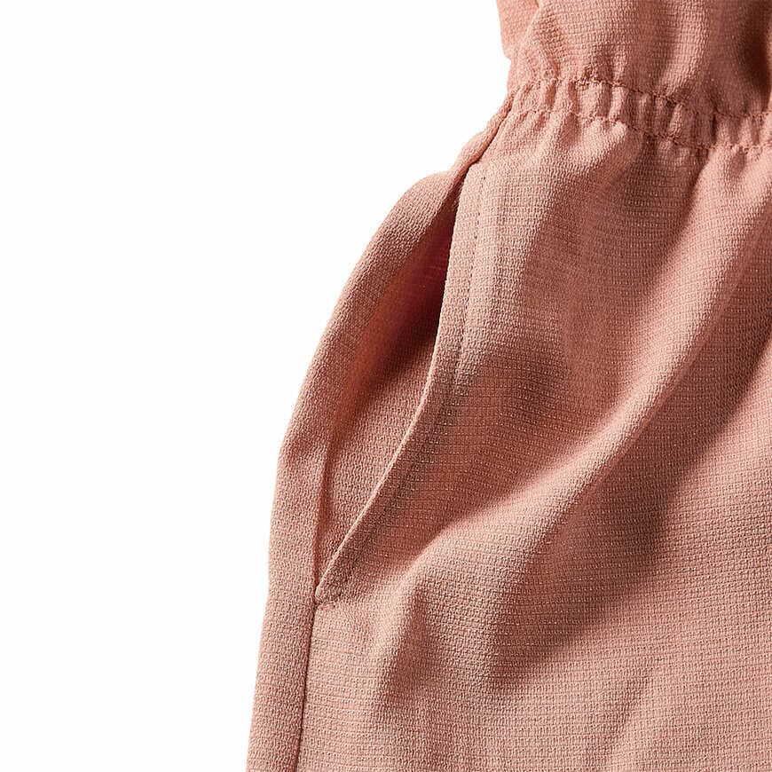 ワークマン公式　レディースリネンライクソロナ(R)シャーリングブラウス