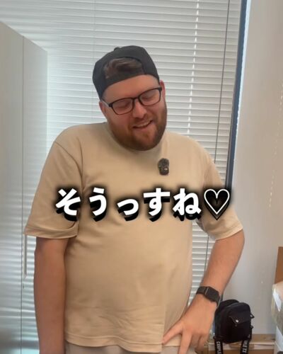 日本人の印象を聞かれ考える外国人スタッフ