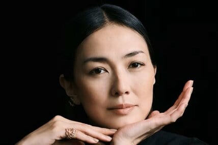 【板谷由夏】アジフライの夕飯公開　いぶりがっこ入りタルタルソースに「真似してみます」「万能ですよね」