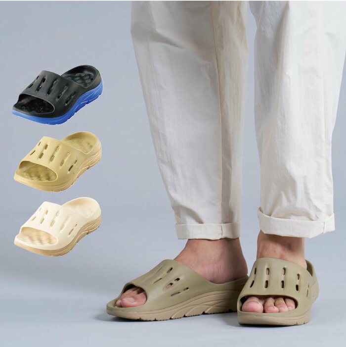 足裏のツボを優しく刺激するような、計算された凹凸