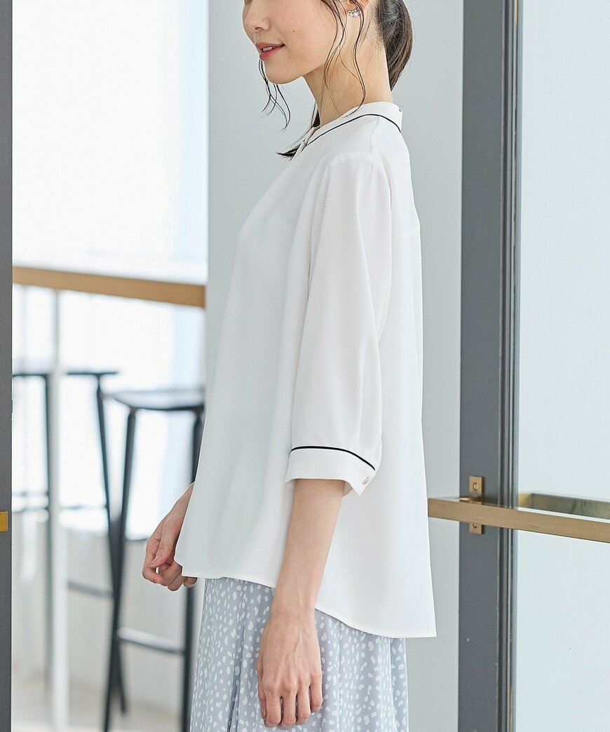 出所：ハニーズ公式　6分袖配色バンドカラーブラウス