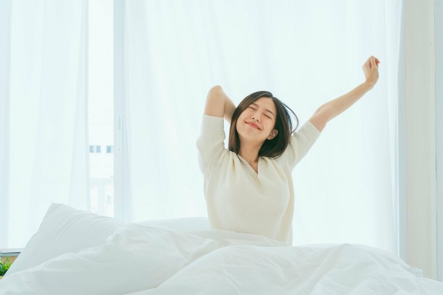 ホテルで朝起きたら一番最初に何をする？「とりあえずテレビ」「大浴場に行く」などの声が集まる
