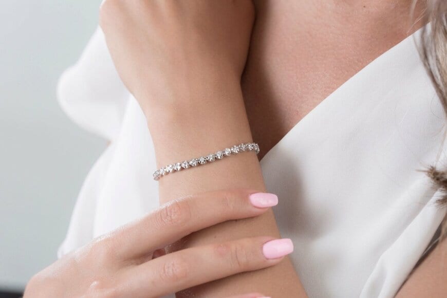 シンプルなブレスレット