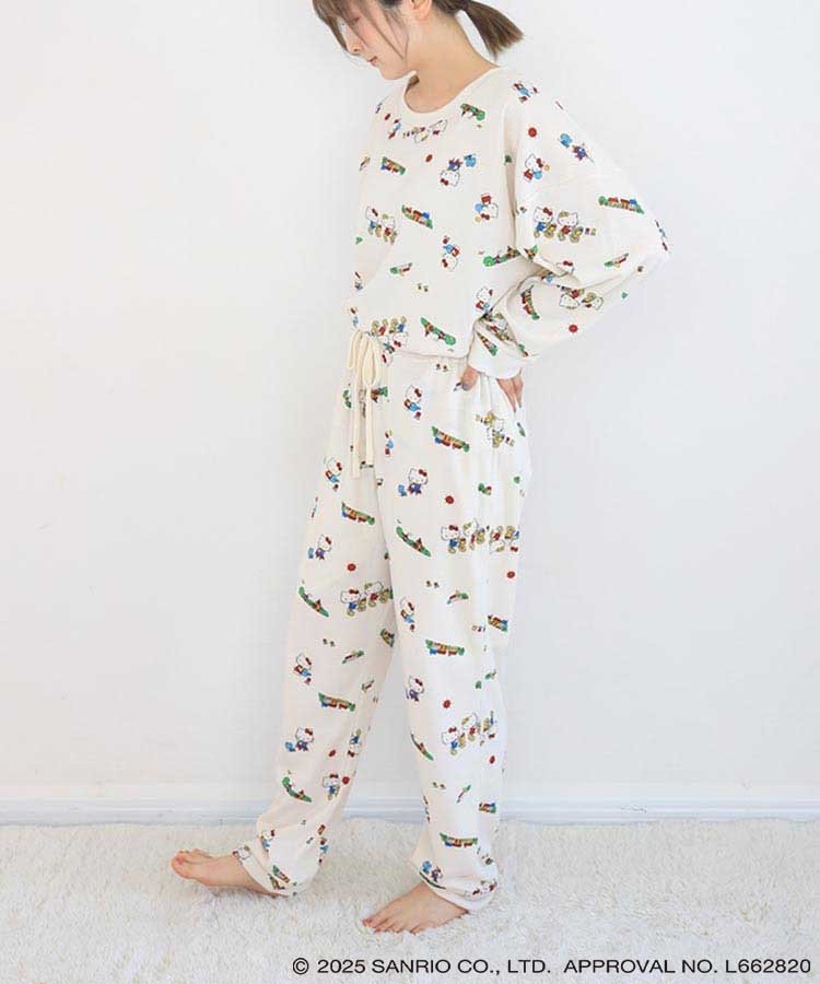 ブルーブルーエ公式　ハローキティワッフルルームウェア上下セット