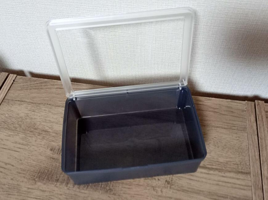 リア、中が見えるボックススモーク画像