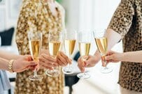 【富裕層に学ぶ】お金持ちに共通する2つのこと。元銀行員が実感した「今から真似できる富裕層の習慣」とは