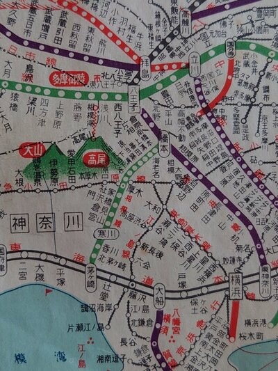 よく見てみると、現在はない駅名がたくさん