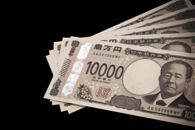 【給付金】1万円〜3万円などの支給が進む自治体も！「確認書」が届いたら要申請、主な対象となる「住民税非課税世帯」とは？