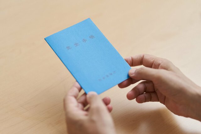 70歳代「ひとり世帯」貯蓄と月の生活費はいくら？厚生年金・国民年金の受給額も確認
