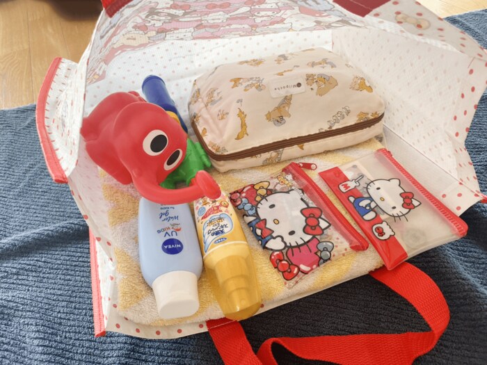 サンリオトート容量