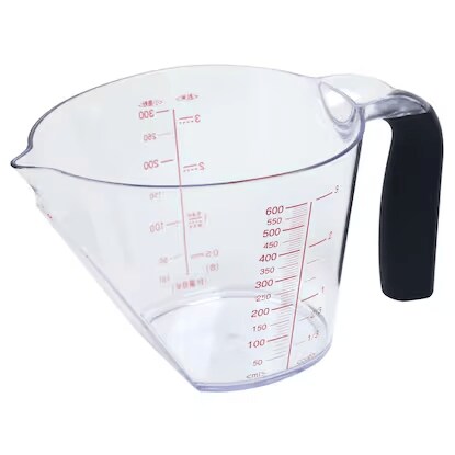 食洗機、熱湯、電子レンジの使用が可能な、幅広い用途で活躍する計量カップ