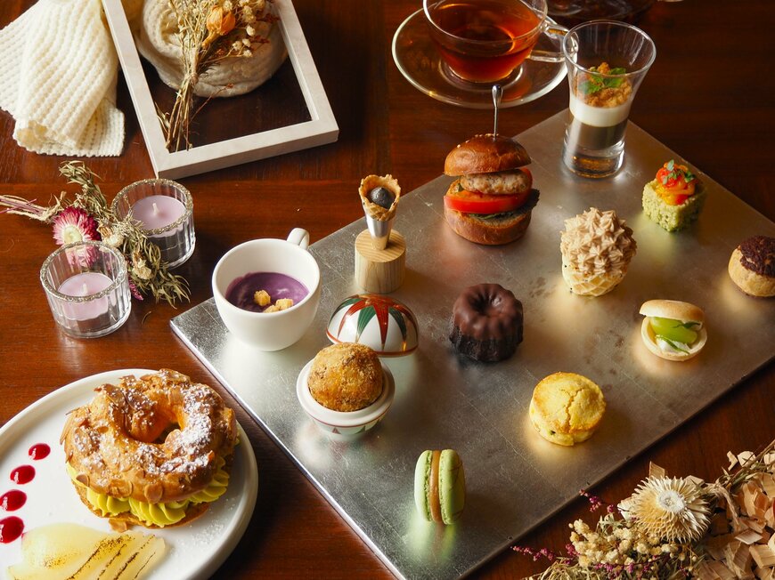 出所：エイ・エイ・ピー・シー・ジャパン株式会社「【メルキュール京都ステーション】9/17(火)より、栗やかぼちゃ、ほうじ茶など秋の味覚を堪能する「秋の味覚アフタヌーンティー」が登場！」（PR TIMES）