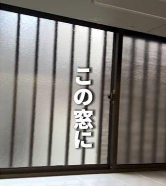 築古戸建て「キッチン窓」をシングルマザーがほぼダイソーグッズだけでDIY→「断熱効果抜群の可愛い二重窓」に雰囲気ガラリ！