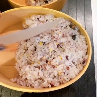 朝早い夫に作る【鶏のスイチリマヨ弁当】が美味しそう！食欲そそる色鮮やかな盛り付けにも注目