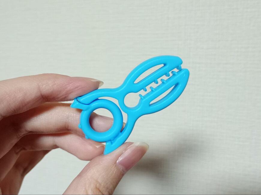 キャンドゥ、くつ下洗いの三兄弟3P画像