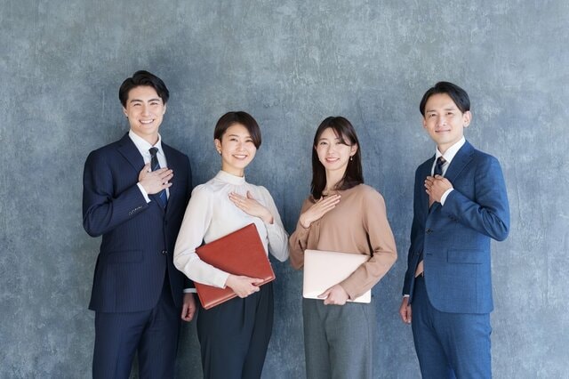 【国家公務員の退職金】2026年8月の人事院勧告で算定の基礎が動く。定年退職の平均は「2160万1000円」、自己都合ではいくらか