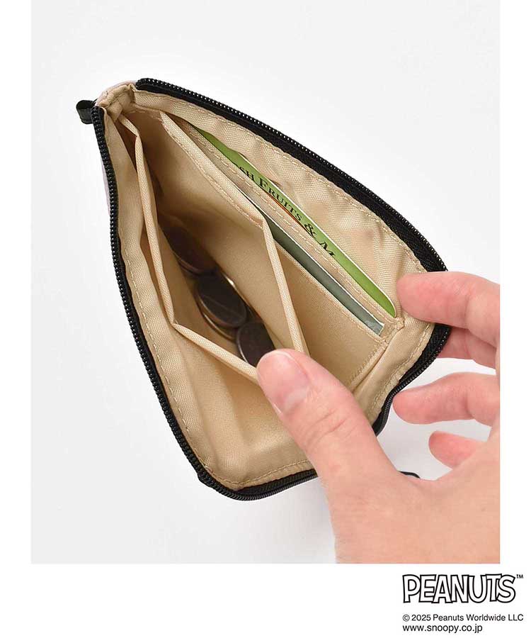出所：ブルーエブルーエ公式 スヌーピーjourneyスリムマルチウォレット