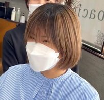「ショートボブ→マッシュショート」へとイメチェン。同じショートでも印象が変わるビフォーアフター