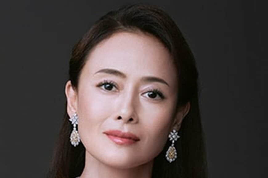 51歳 後藤久美子の最新ショットが大反響「時が止まっている」「素敵に年を重ねて…」工藤静香とハグ2ショット