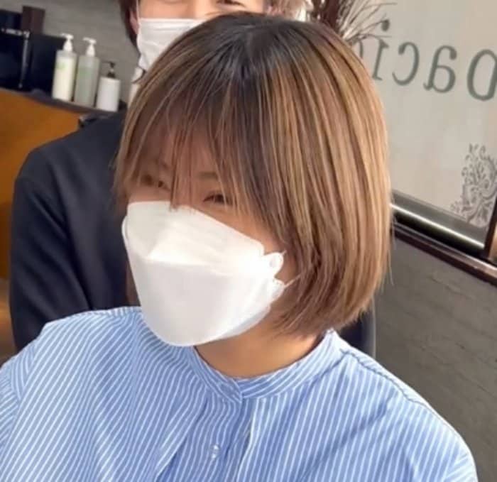 「ショートボブ→マッシュショート」へとイメチェン。同じショートでも印象が変わるビフォーアフター