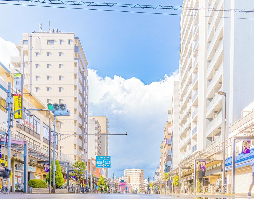 パラレルワールドに行けそう…！？SNSで話題の雨上がりの写真がまるでアニメ