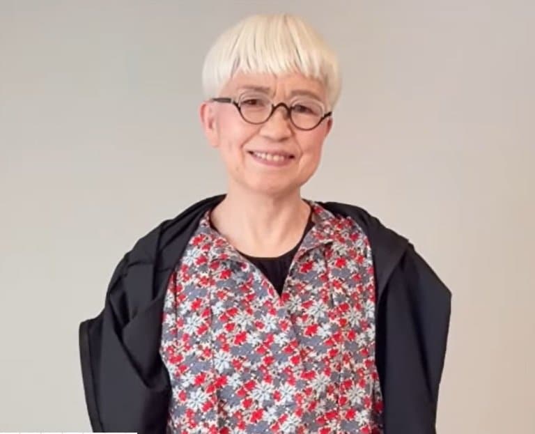 【70代マダム】UNIQLO『F.RISSOコラボ』柄シャツコーデがおしゃれ「柄＆柄が可愛い」「若々しい」