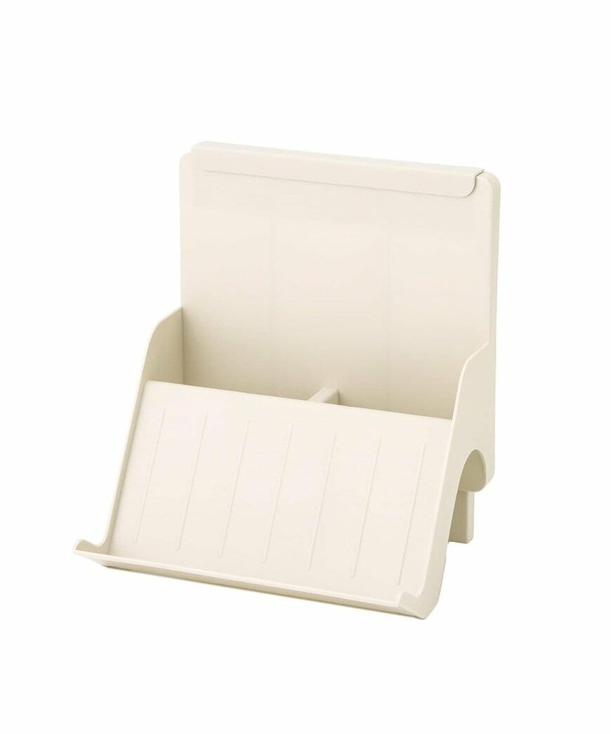 出所：3COINS公式　スタッキングシューズ収納