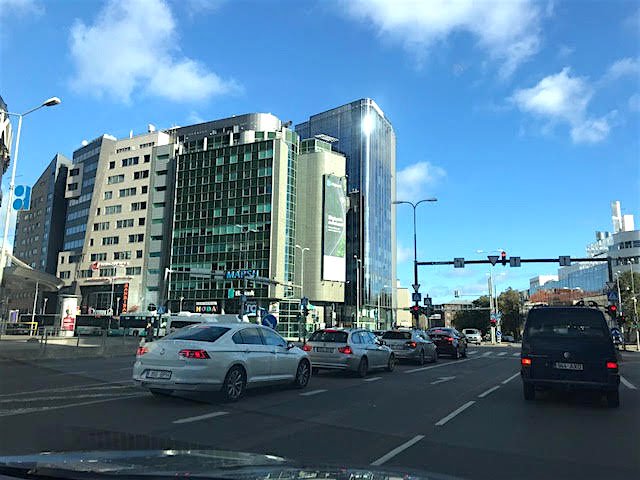 発展著しい首都タリンのビジネス地区