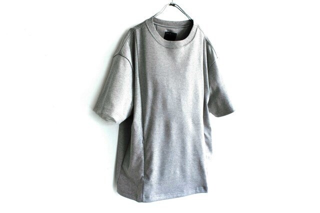 Meanswhile – Suvin Giza Cotton Sack Tee ¥17,280（税込み）