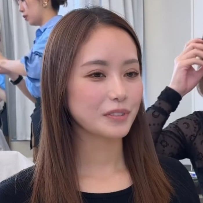 【大変身】「あごくらいまで切りたい」女性がカットで大胆イメチェン！「めっちゃ可愛い」と大満足