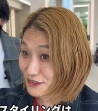 「似合うかわからない」癖毛に悩む女性がショートを希望　プロの手で雰囲気変化し「満足」フェイスラインの毛流れを輪郭に合わせてデザイン