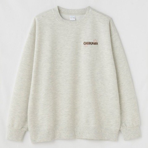 フロント部分には「CHIIKAWA」のワンポイントが