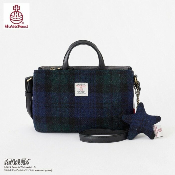 A4サイズのファイルや手帳なども収納できるため通勤・通学にもおすすめ