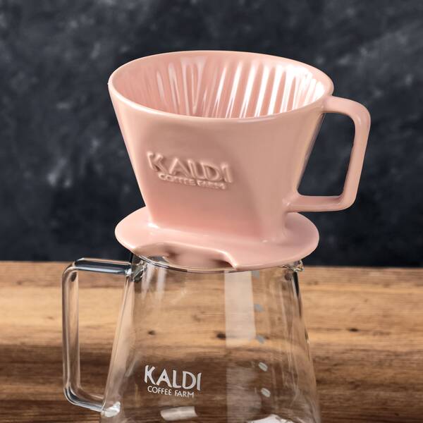 つかい心地にこだわったコーヒードリッパー（ペールピンク）