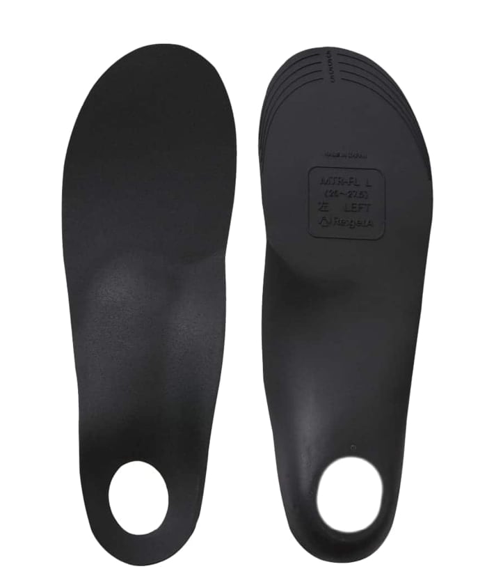 靴に合わせてカットできるから、どんな靴でも自分仕様にカスタマイズOK