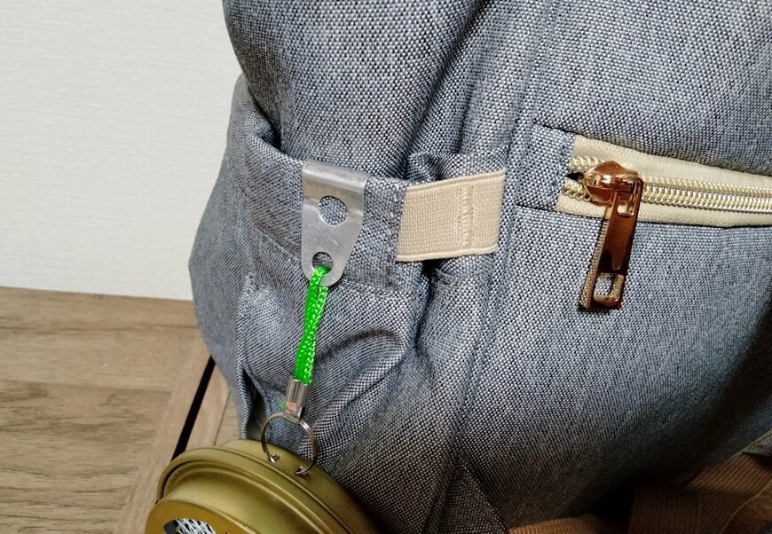 筆者撮影（セリア、猫型 蚊取り線香ケース）