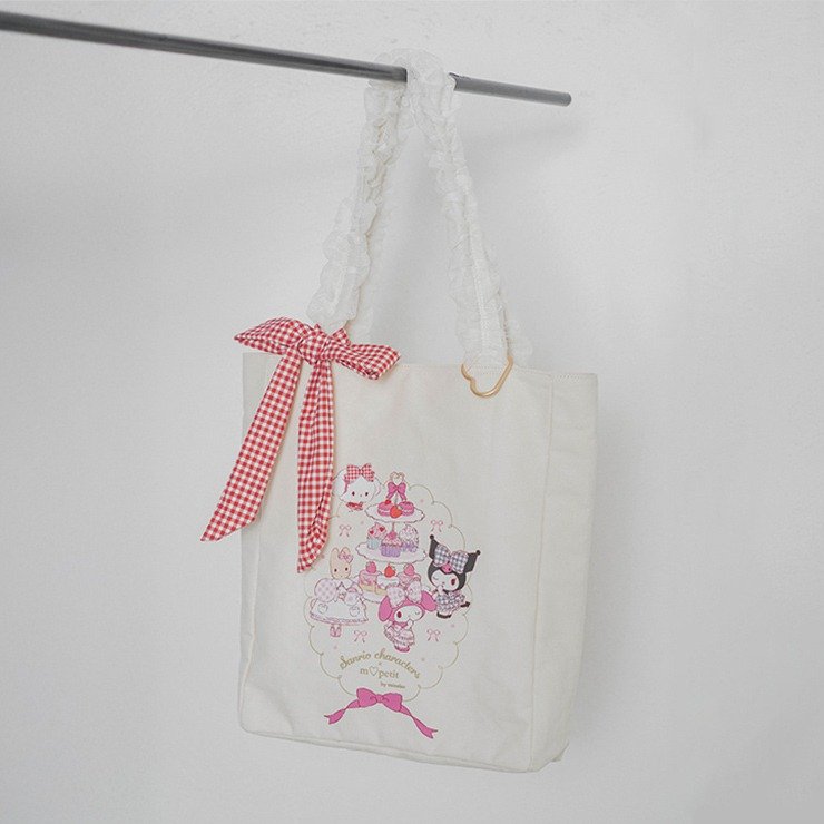 出所：しまむら公式　トートバッグ（青木美沙子×サンリオキャラクターズ）