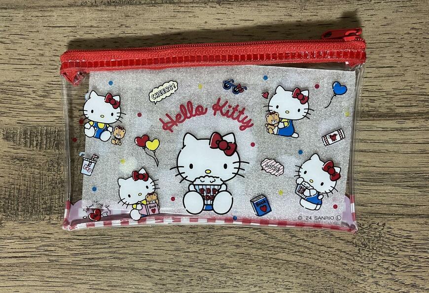キャンドゥ、クリアーポーチMサイズ ハローキティ