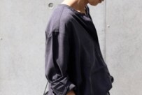 暑さも寒さもコレ一枚！ 小さく持ち運べる「羽織もの」5選