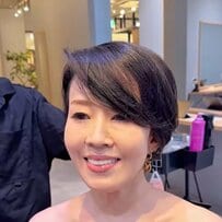 「前髪をガバッと下ろしたい」マダムがプロの手で大変身！美しい髪型が話題