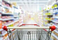 アメリカのスーパーで思わず二度見したド派手なスイーツ！「新種のウミウシかと」「色味がヤバすぎる」